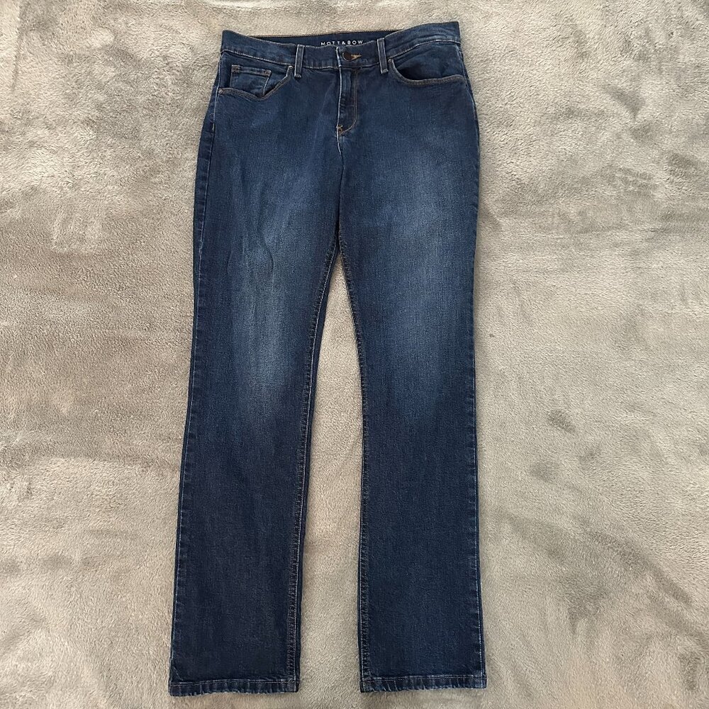 Mott & Bow Boyfriend Jeans Women's size 29 x 32 Dark Wash Straight Leg